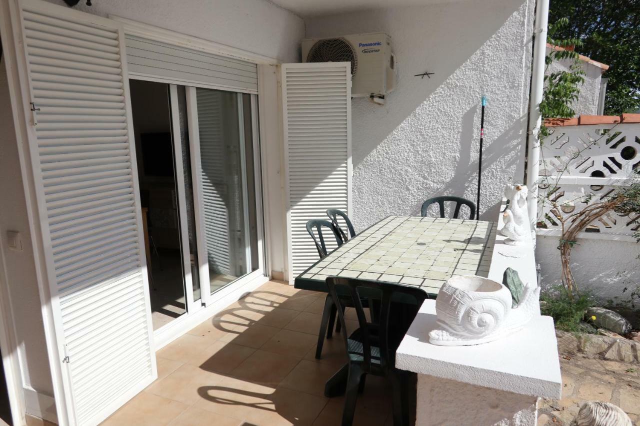 Orlina Apartamento Empuriabrava Exterior foto