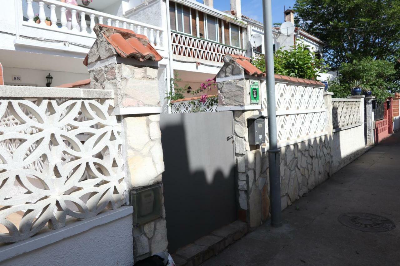 Orlina Apartamento Empuriabrava Exterior foto